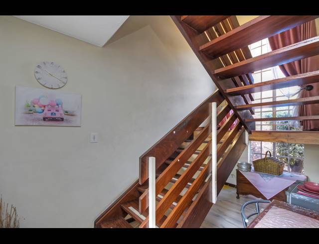 3 BEDROOM HOUSE FOR SALE IN LONEHILL